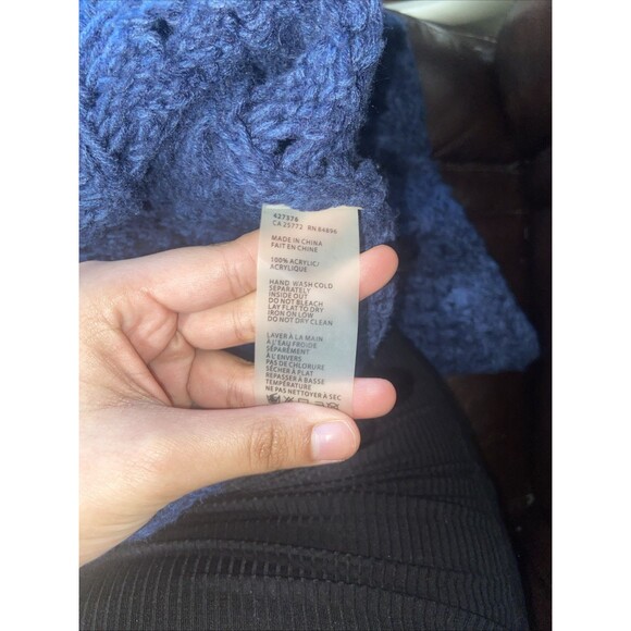 Devoted Women's Blue Long Sleeve Cable Knit Crewneck Pullover Sweater med meaure - Picture 7 of 7